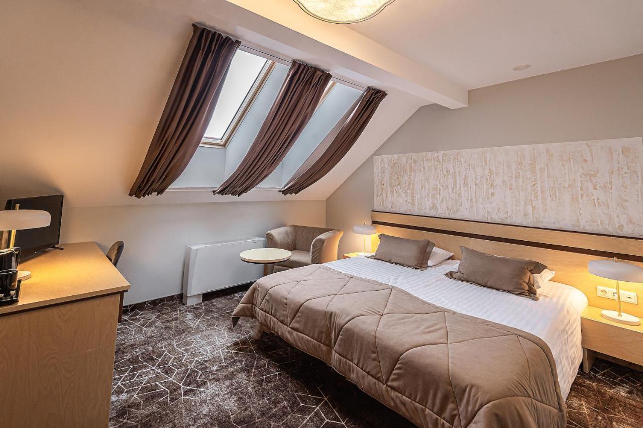 Old Mill Comfort كلابيدا الغرفة الصورة