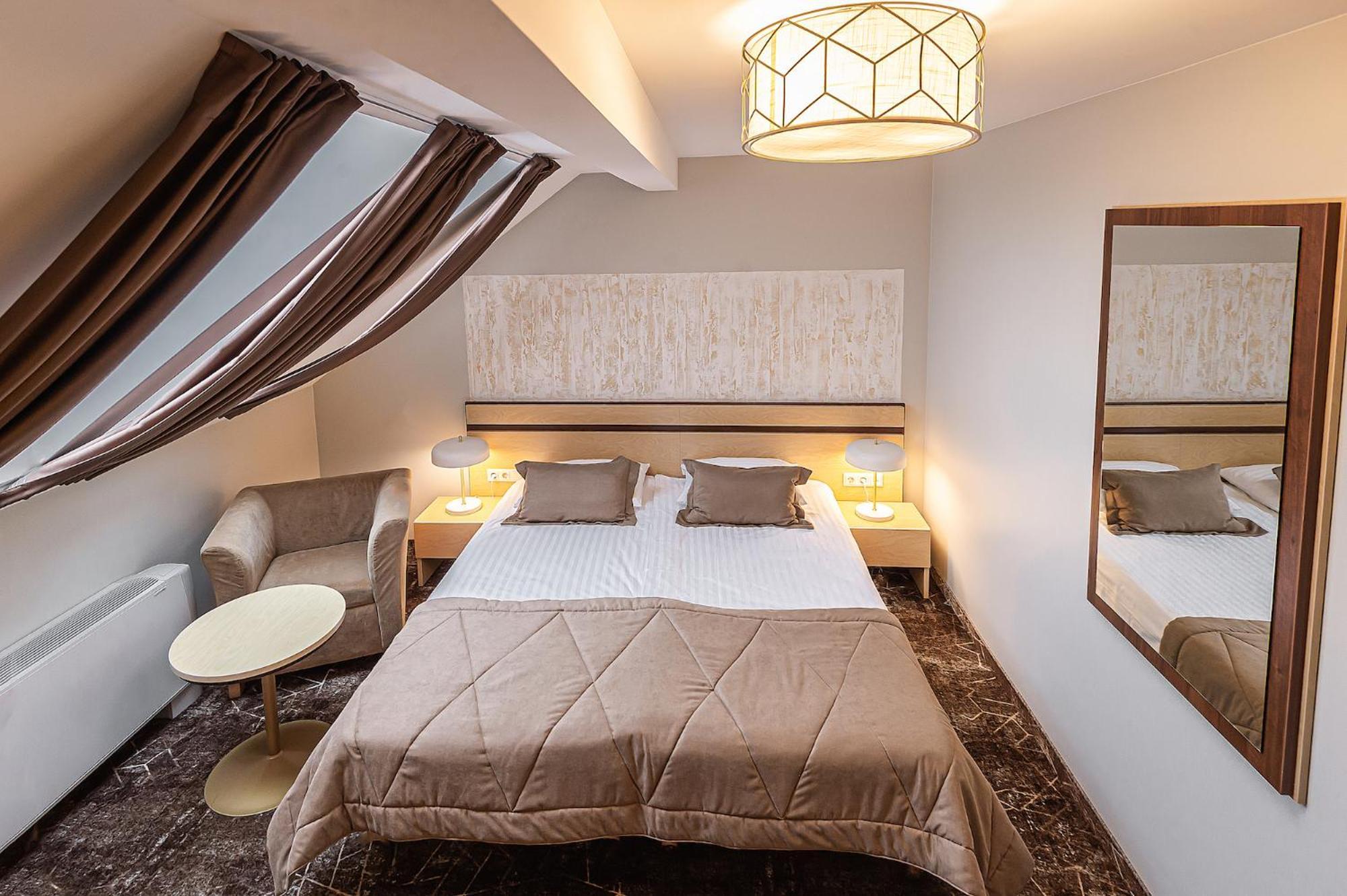 Old Mill Comfort كلابيدا الغرفة الصورة